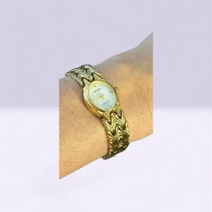 ✨Vintage Helbros Gold-Toned Watch Bracelet Band Women’s